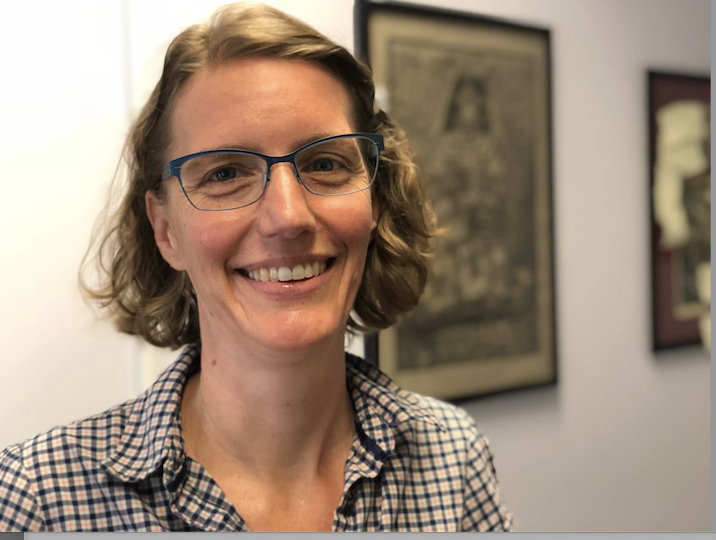 Headshot of Dr. Regina Langhout